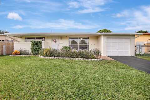 8400 NW 25th St, Sunrise, FL 33322
