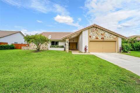 1291 NW 99th Avenue, Plantation, FL 33322