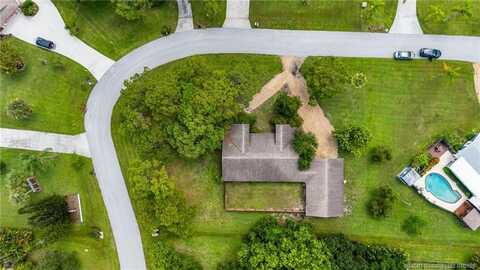 5100 SE Meadow Springs Boulevard, Stuart, FL 34997