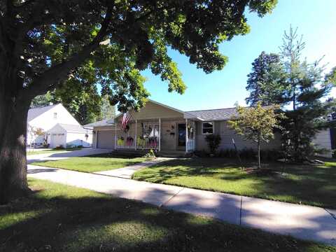 1193 DOUSMAN Street, GREEN BAY, WI 54303