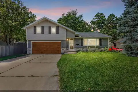 1201 N OWAISSA Street, APPLETON, WI 54911