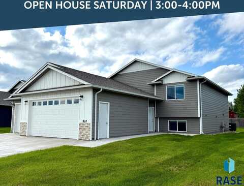 910 Birch St, Harrisburg, SD 57032