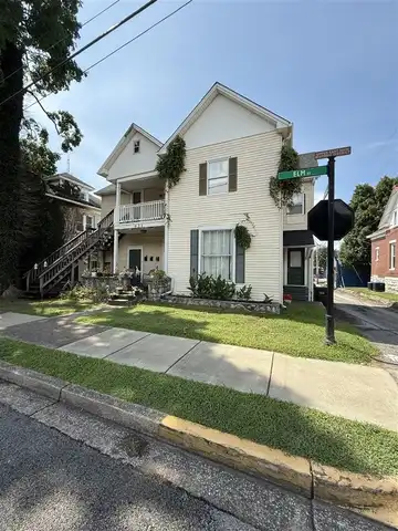 925 Elm Street, Bowling Green, KY 42101