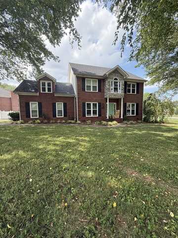 72 Stonehurst Way, Bowling Green, KY 42103