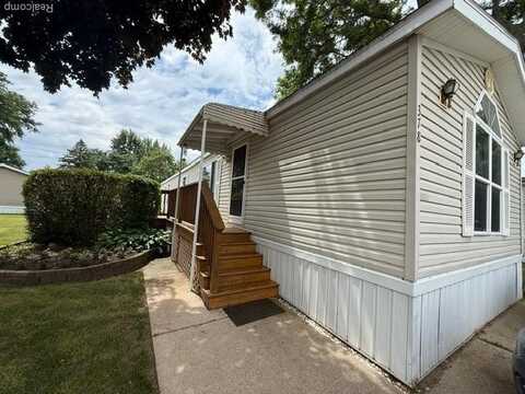 378 Tourangeau Drive, Rochester Hills, MI 48307