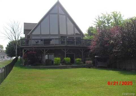 1907 Riverside Drive, Port Huron, MI 48060