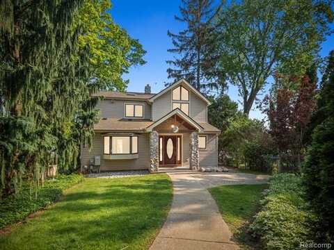 7028 Terrell Street, Waterford, MI 48329
