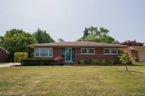 8336 Timberline Drive, Shelby, MI 48316