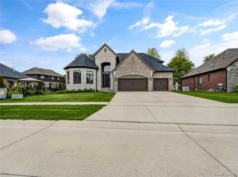 50011 Anita Way N, Macomb, MI 48044