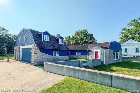 2785 Saint Clair Drive, Rochester Hills, MI 48309