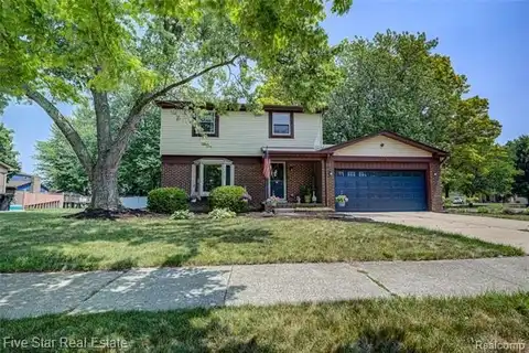 21953 Hall Road, Trenton, MI 48183