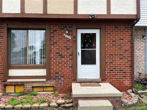 8436 hickory Dr, Sterling Heights, MI 48312