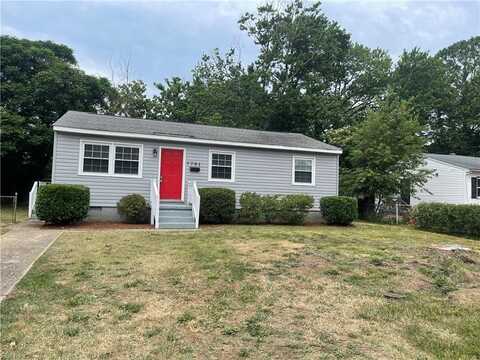 7701 Roanoke Avenue, Newport News, VA 23605