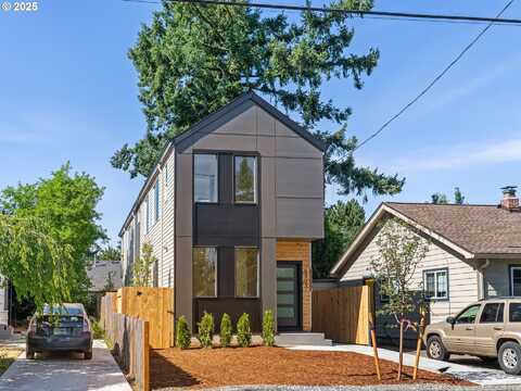5303 SE Malden ST, Portland, OR 97206