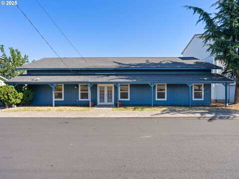 2541 SE 136TH AVE, Portland, OR 97236