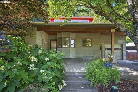 15530 SE FRANCIS ST, Portland, OR 97236