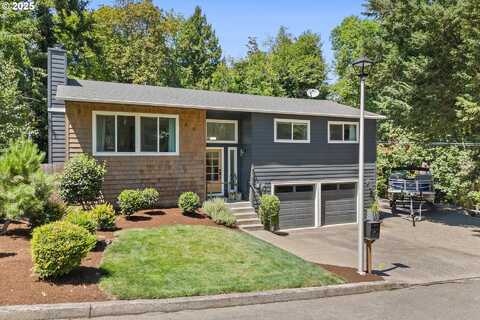 6818 MARQUETTE DR, West Linn, OR 97068