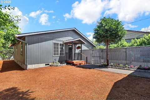 70 JEFFERSON ALY, Eugene, OR 97402