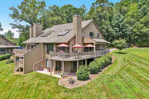 206 Monoacan TRL, Huddleston, VA 24104