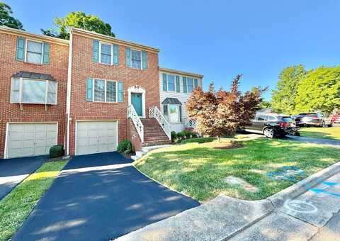 4732 Wembley PL SW, Roanoke, VA 24018