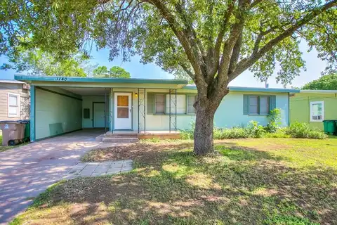 1140 E 24th St, San Angelo, TX 76903