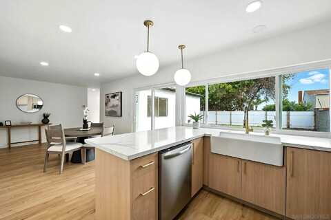 4070 Arey Dr, San Diego, CA 92154