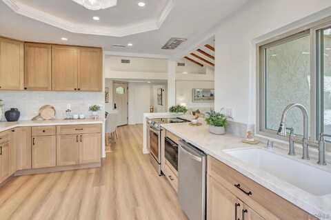 12880 Circulo Dardo, San Diego, CA 92128