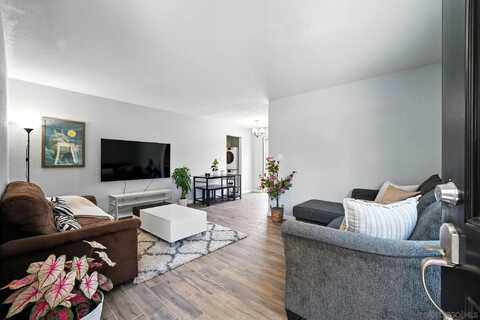 6666 Beadnell Way, San Diego, CA 92117