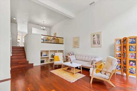 7250 Calabria Ct, San Diego, CA 92122