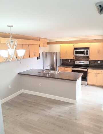 6221 62nd Way, West Palm Beach, FL 33409