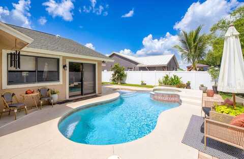 801 NE Zebrina Senda, Jensen Beach, FL 34957