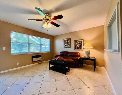 319 Norwich N, West Palm Beach, FL 33417