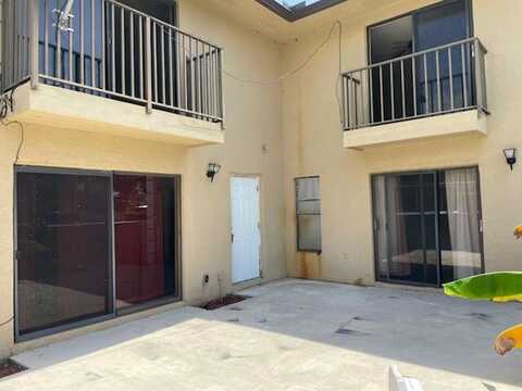 1458 N Lawnwood Circle, Fort Pierce, FL 34950