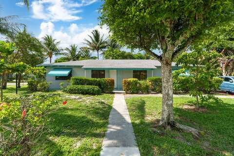 212 SW 10th Street, Delray Beach, FL 33444