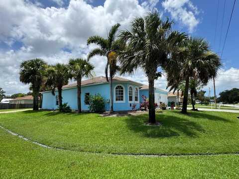 2396 SW Pamona Street, Port Saint Lucie, FL 34953
