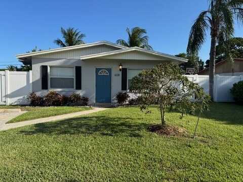 608 SW 8th Court, Delray Beach, FL 33444