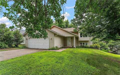 9013 91st Street S, Cottage Grove, MN 55016
