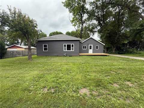 1514 Trott Avenue SW, Willmar, MN 56201