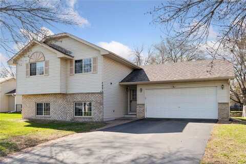 782 101st Avenue NE, Blaine, MN 55434