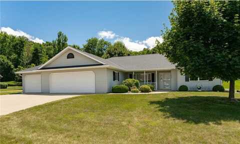 320 Northern Hills Trail, Saint Charles, MN 55972