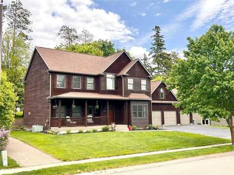 2543 Sunny Meadow Lane, Red Wing, MN 55066