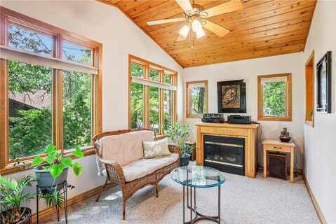 323 Sherwood Court, Circle Pines, MN 55014