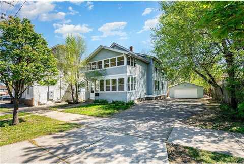 560 Stryker Avenue, Saint Paul, MN 55107