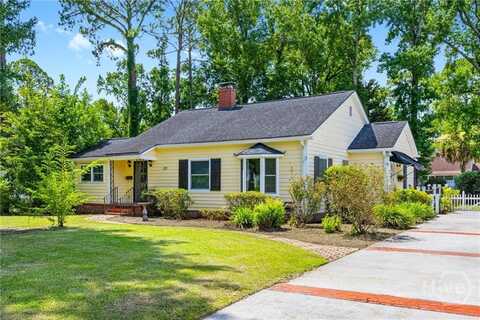 131 Columbus Drive, Savannah, GA 31405