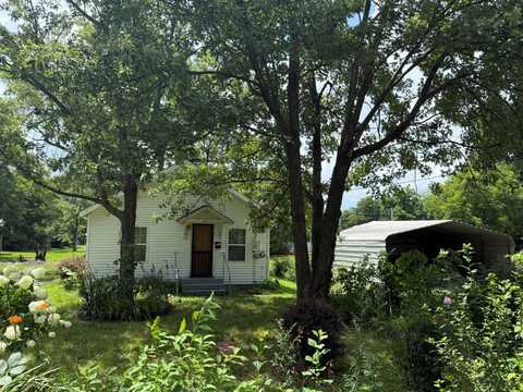 603 N Oak Street, Campbell, MO 63933