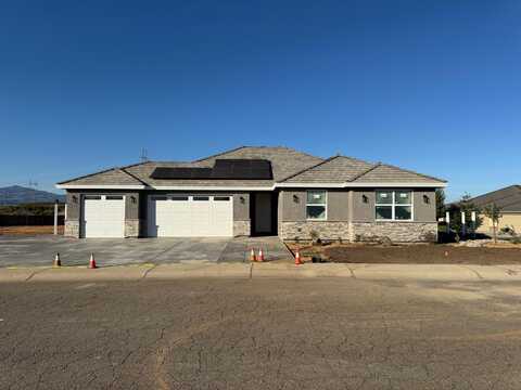4806 Ferrington Court, Redding, CA 96003
