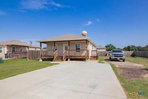 14 Esperanza Drive, Bloomington, TX 77951