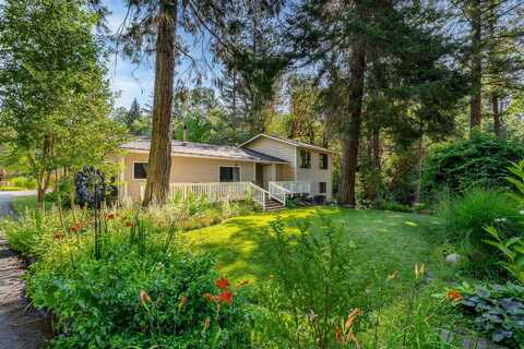 8360 Lower River Road, Grants Pass, OR 97526