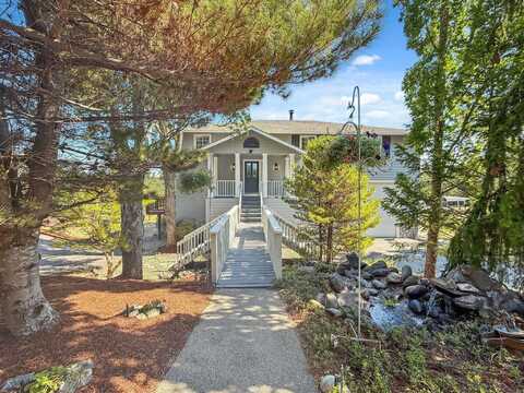 250 Pine Ridge Drive, Grants Pass, OR 97527
