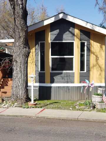 1055 N 5th Street, Jacksonville, OR 97530